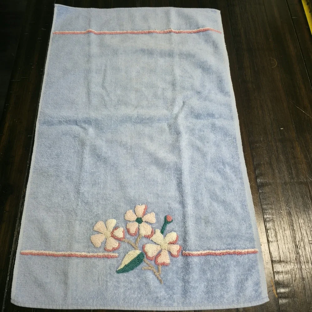 Vintage-Style Light Blue Turkish Cotton Towel Set with Chenille Floral Appliqués